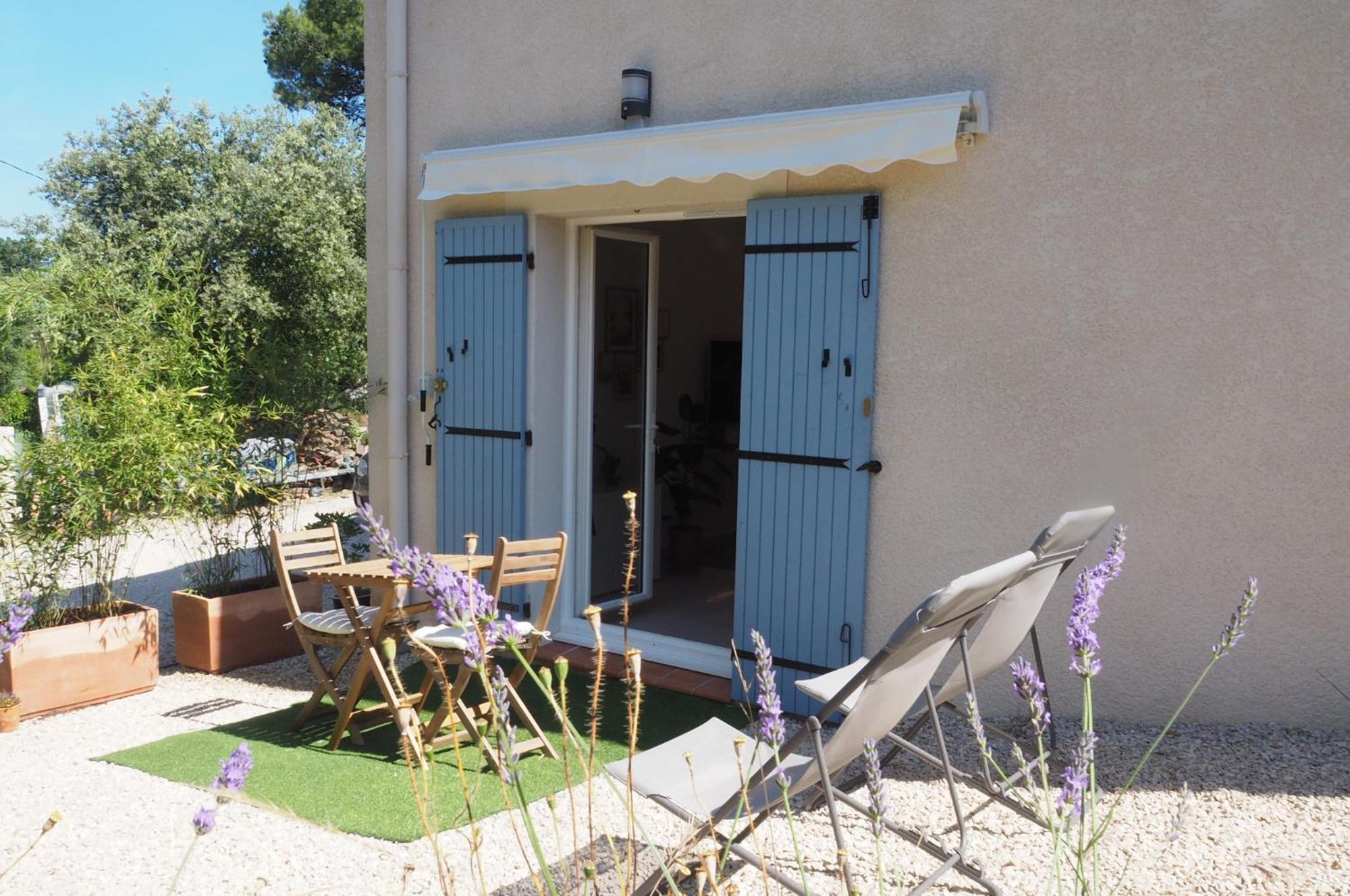 Paisible Studio Tout Neuf En Lisiere De Foret Peyrolles-en-Provence Exterior foto